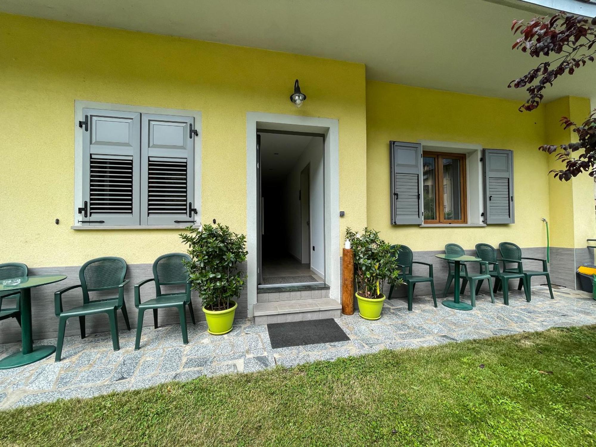 Hotel Locanda Alla Perla Tiarno di Sotto Exterior photo