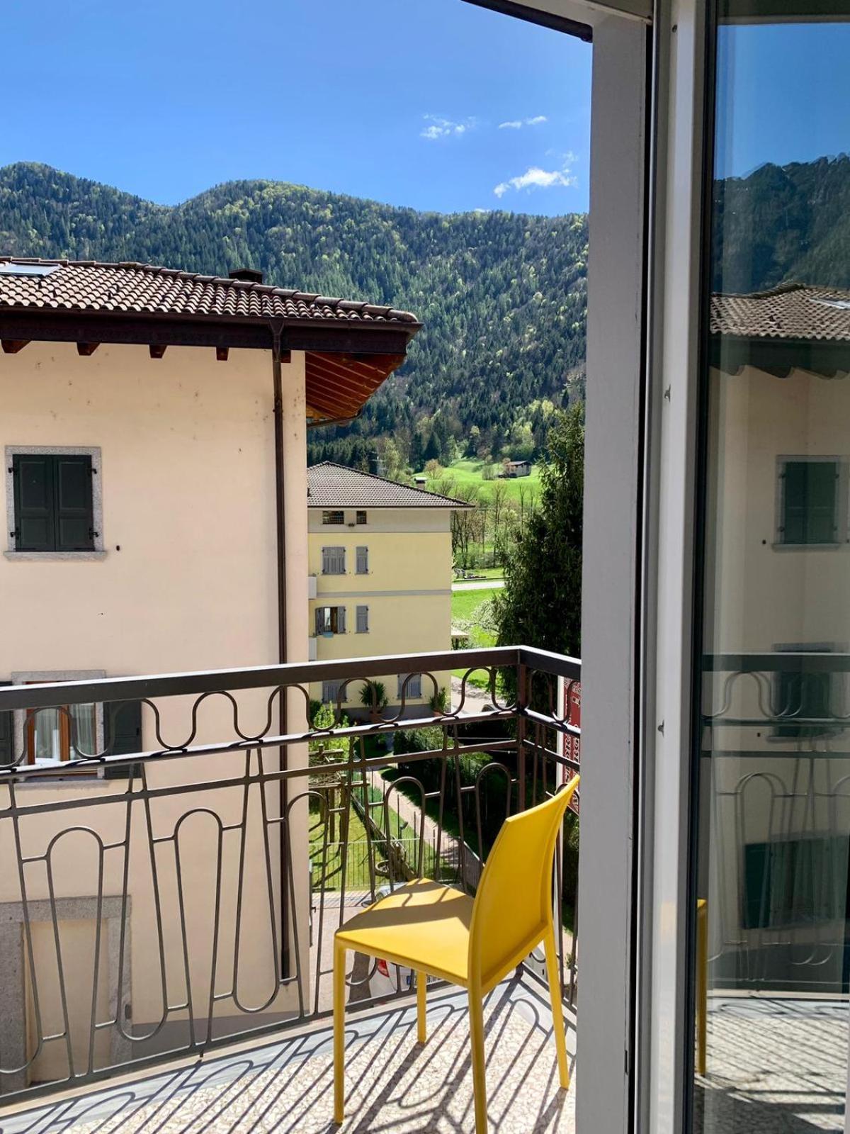 Hotel Locanda Alla Perla Tiarno di Sotto Exterior photo